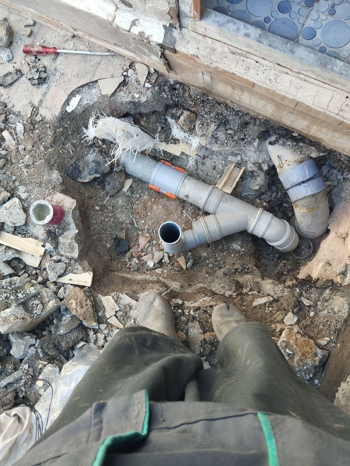 لوله کشی آب و فاضلاب نشتی گیری عیب یابی|خدمات پیشه و مهارت|زاهدان, |دیوار