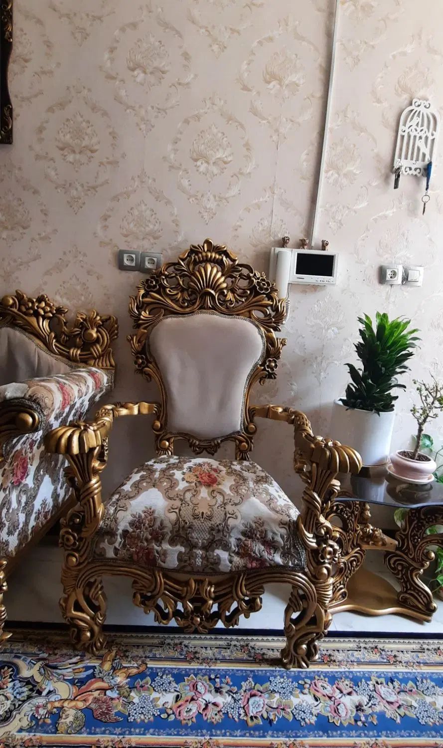 ست مبل و نهار خوری سلطنتی  شیک طرح پنجه شیری مصری|مبلمان خانگی و میز عسلی|کرمانشاه, |دیوار