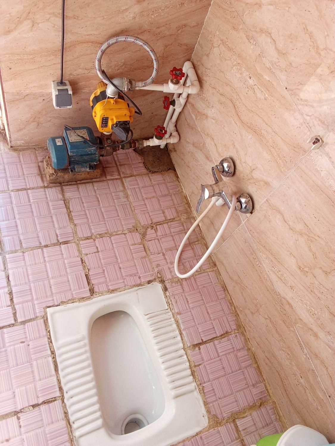 لوله کشی آب و فاضلاب و شیرآلات|خدمات پیشه و مهارت|قم, باسکول|دیوار