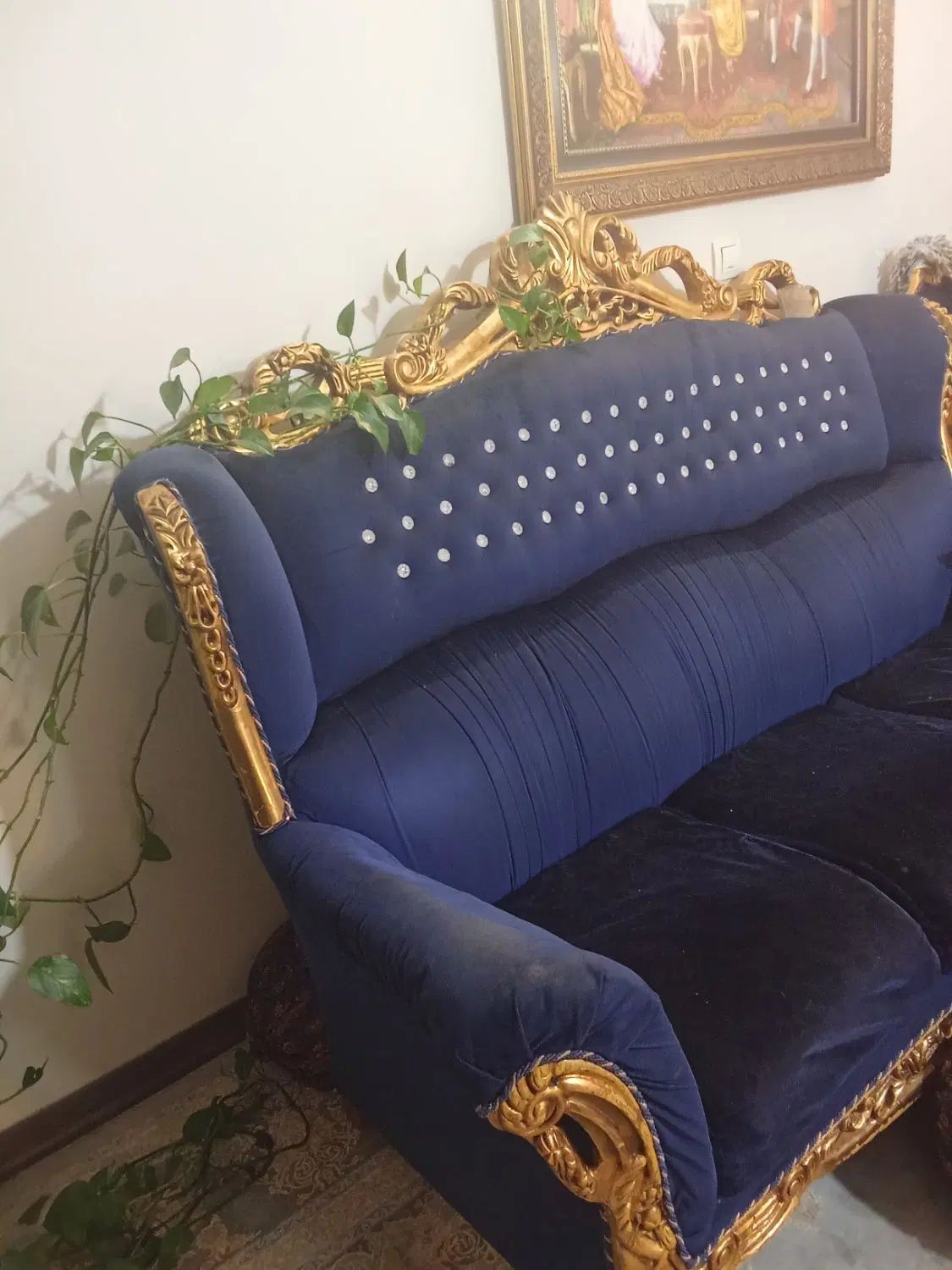 مبلمان کلاسیک چوپ پارچه مخمل میز عسلی و جلو مبلی|مبلمان خانگی و میز عسلی|اصفهان, شیخ اشراق|دیوار