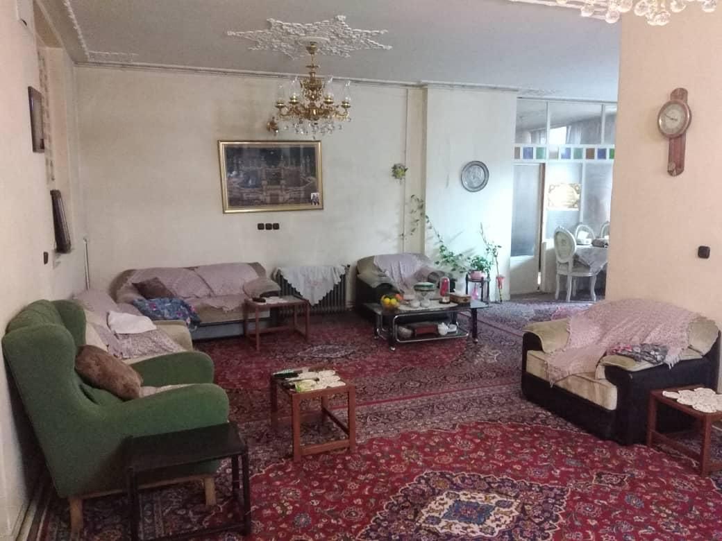 فروش خانه کلنگی ۲۴۰ متری در بین مولوی و قیام قیام|فروش زمین و ملک کلنگی|تهران, قیام|دیوار