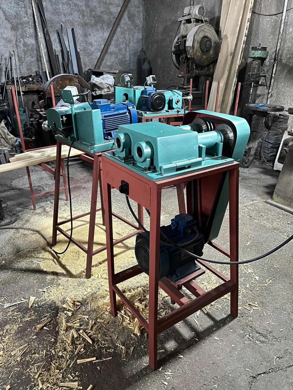 تولید دستگاه گردکن و دوبل زن چوب نجاری|ماشین‌آلات صنعتی|گلستان (تهران), |دیوار