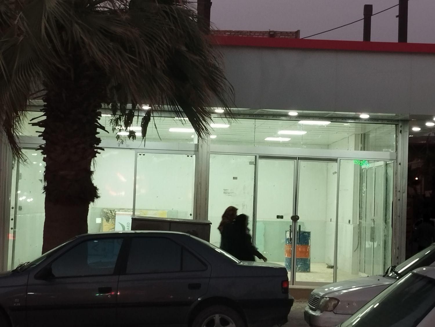 مغازه به فروش می رسد|فروش مغازه و غرفه|زابل, |دیوار