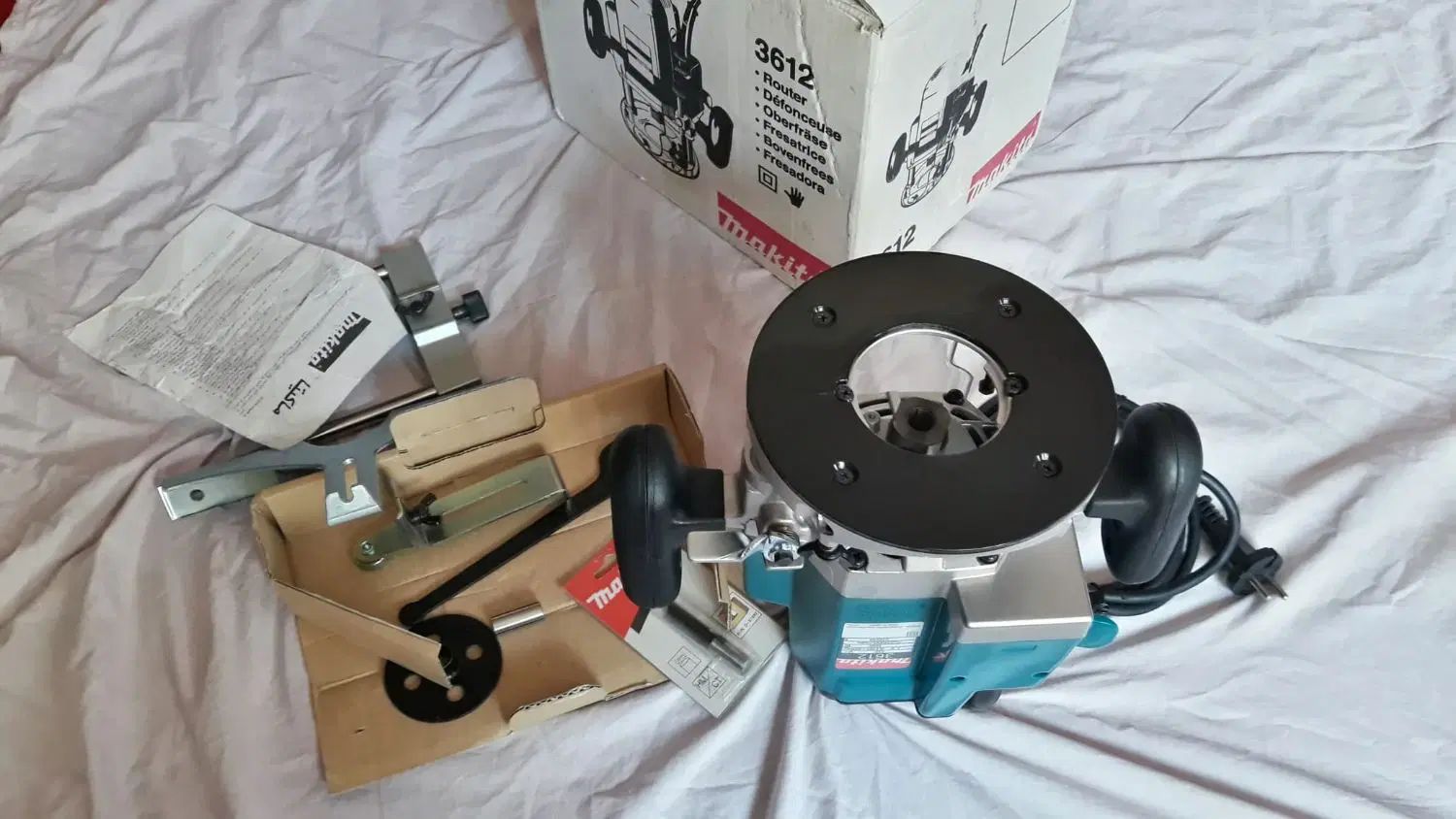 اورفرز 3612ماکیتااور فرز نجاری اوور فرز بوش متابو|ابزارآلات|تهران, شهرک غرب|دیوار
