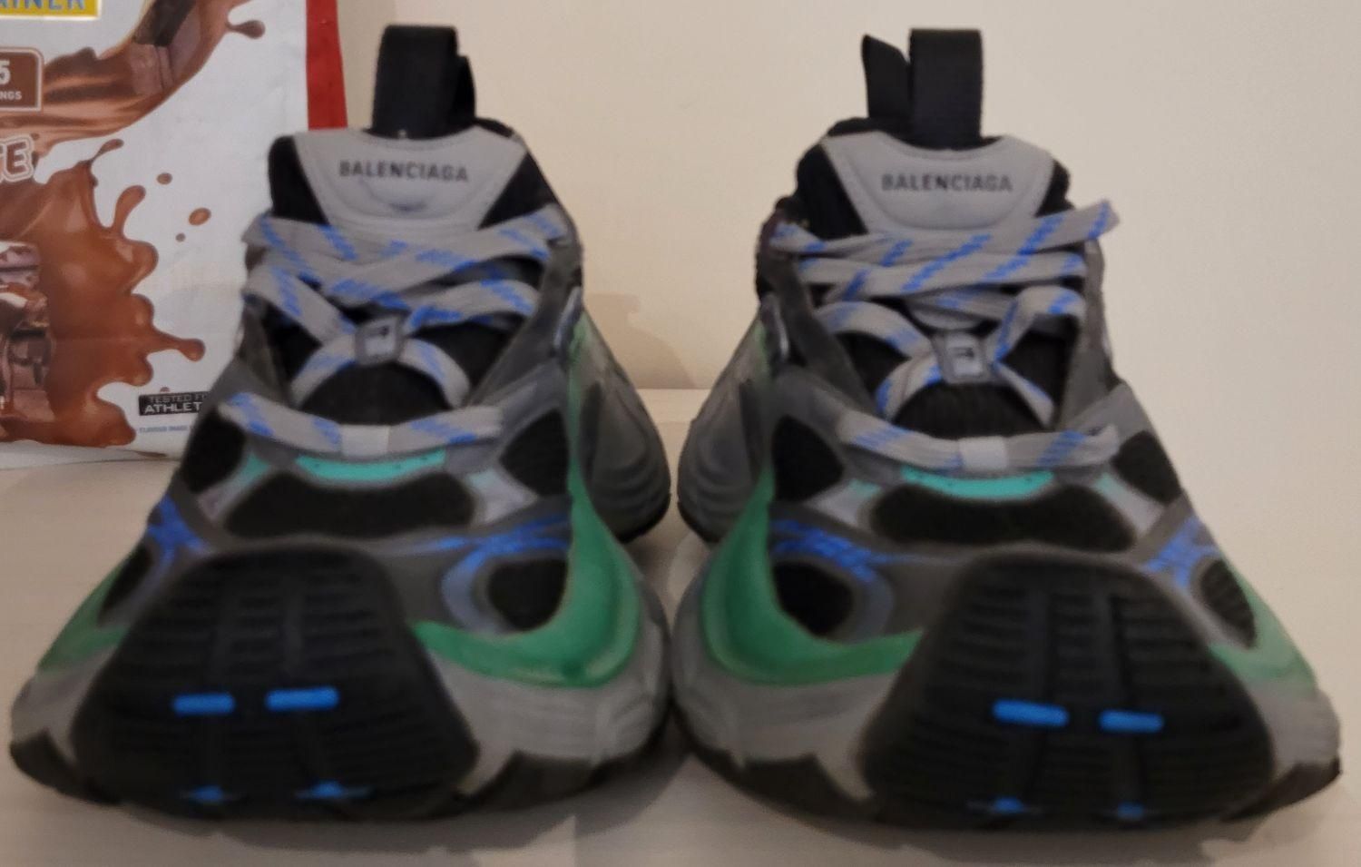 balenciaga  10x Orginal sayz42|کیف، کفش، کمربند|تهران, شهرک صدرا|دیوار