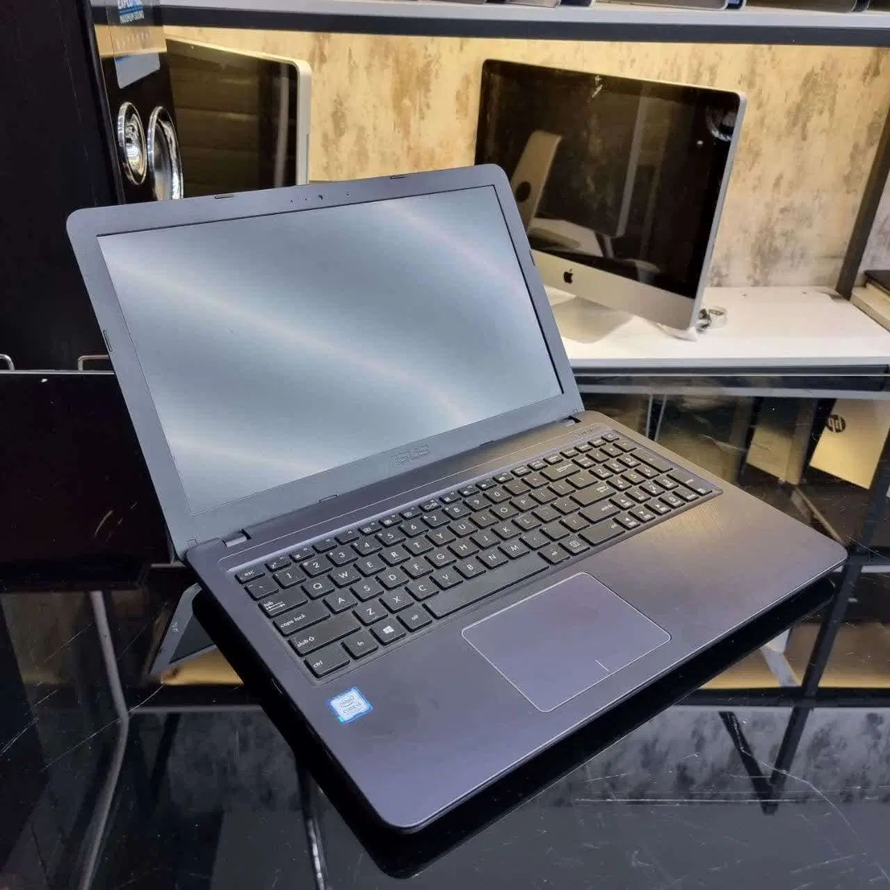 ASU VivoBook درحدآکبند باگرافیک۲ وجعبه اصلی|رایانه همراه|اصفهان, شاه پسند|دیوار