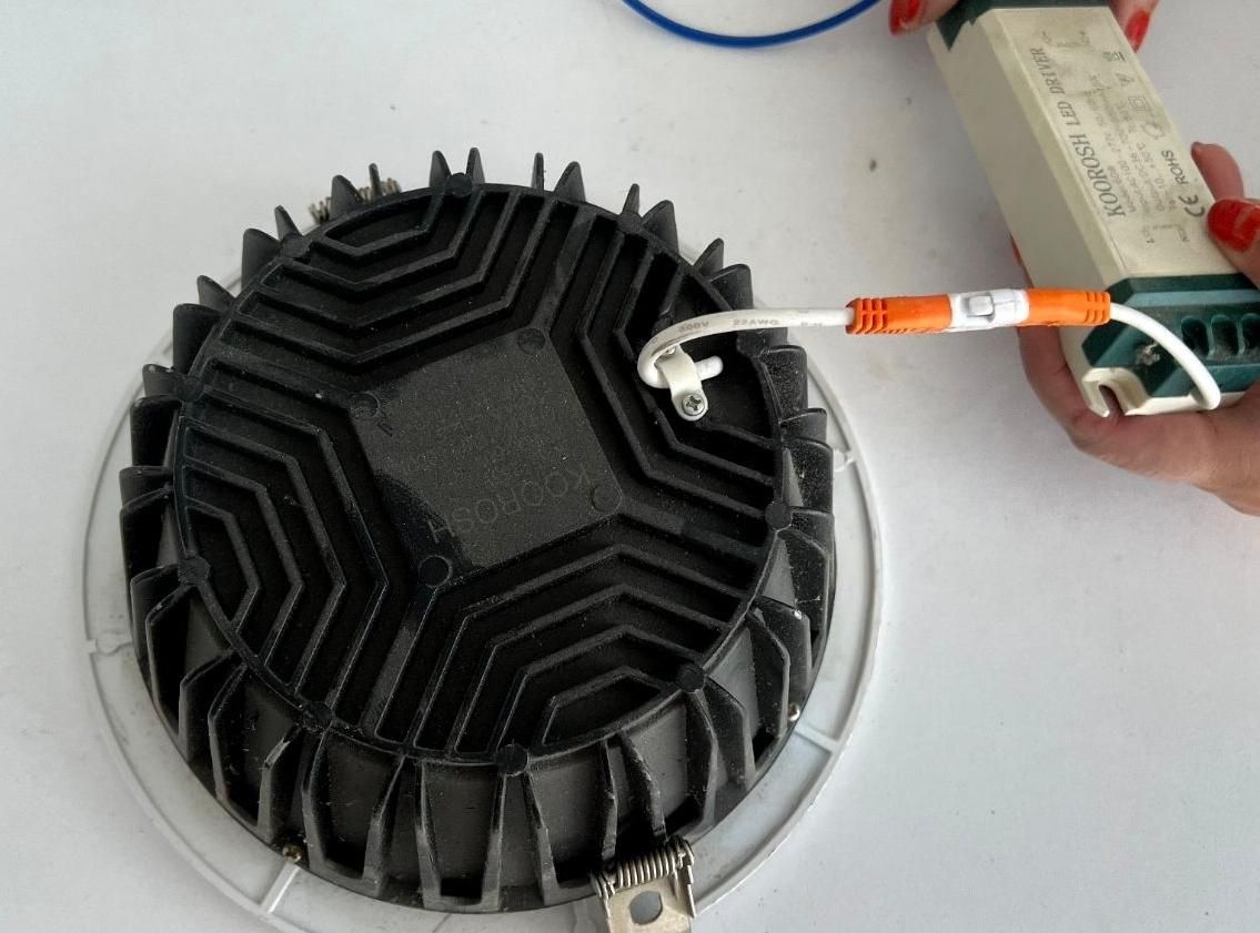 لامپ توکار ۳ عدد با هم ۱.۵۰۰|لامپ و چراغ|بندر انزلی, طالب آباد|دیوار