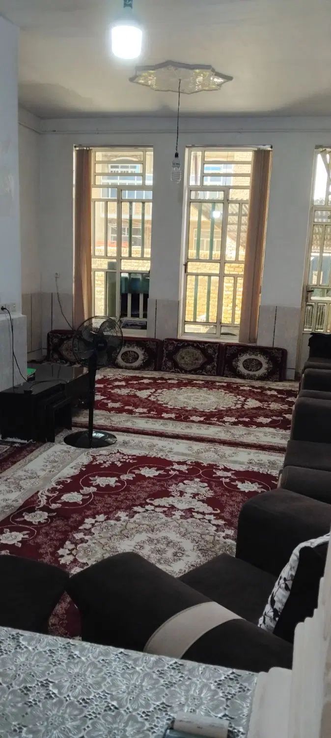 خانه ویلایی واقع در خیابان بیست متری موسوی|فروش خانه و ویلا|مرودشت, ژیان|دیوار