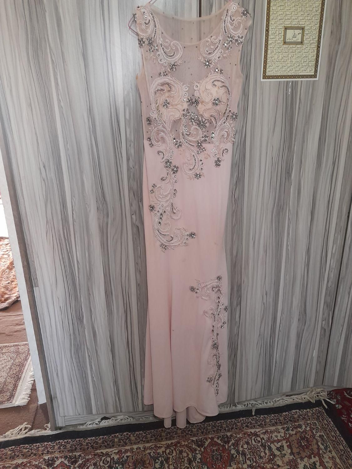 لباس مجلسی|لباس|تبریز, |دیوار