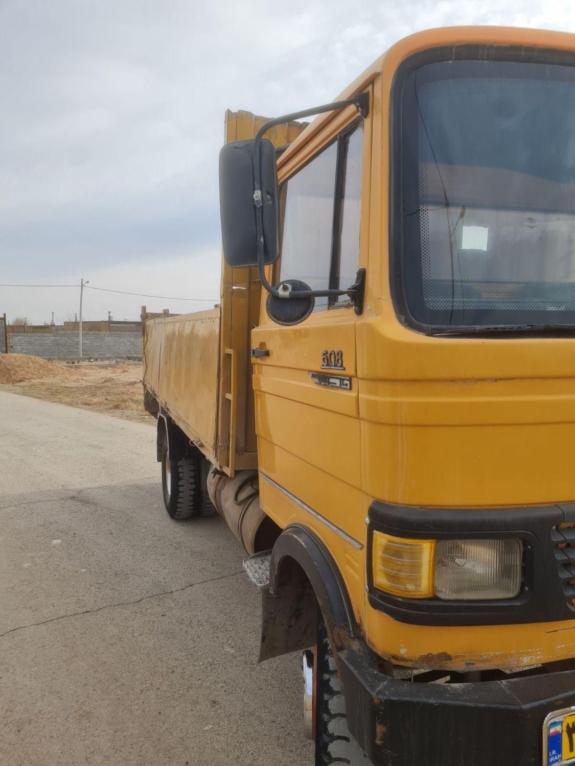 خاور 608 مدل 81|خودرو سنگین|مشهد, توس (بلوار توس)|دیوار