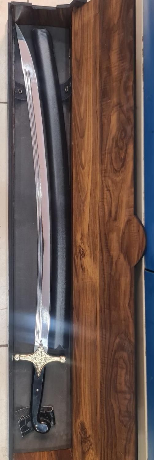 شمشیر کلکسیونی عربی ۱ متری(تیغه فولاد آبدیده)|کوهنوردی و کمپینگ|شیراز, شاهچراغ|دیوار