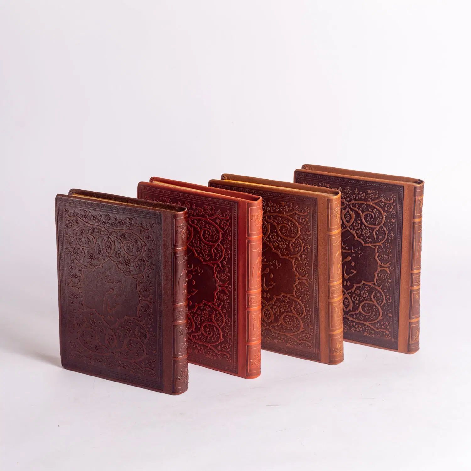 رباعیات خیام ۵زبانه نفیس پالتویی ( کد۱/۲۲) فخررازی|کتاب و مجله ادبی|تهران, بهارستان|دیوار