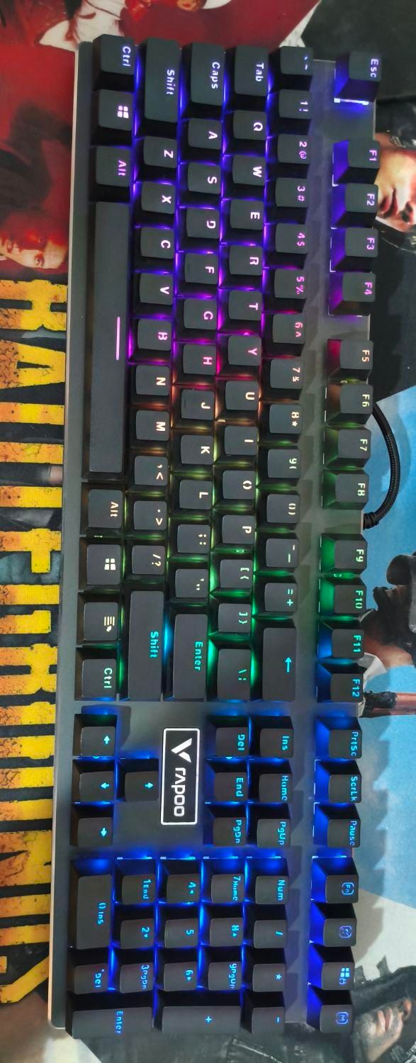 یک عدد کیبرد گیمینگ v700 rgb از برند رپو کاملا نو|قطعات و لوازم جانبی رایانه|شیراز, گلشن|دیوار