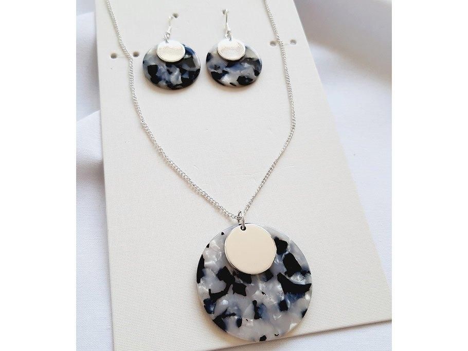 نیمست زنجیری رزینی چند رنگ، جادوی ظرافت و زیبایی|بدلیجات|اسلام‌شهر, شهرک مفیدی|دیوار