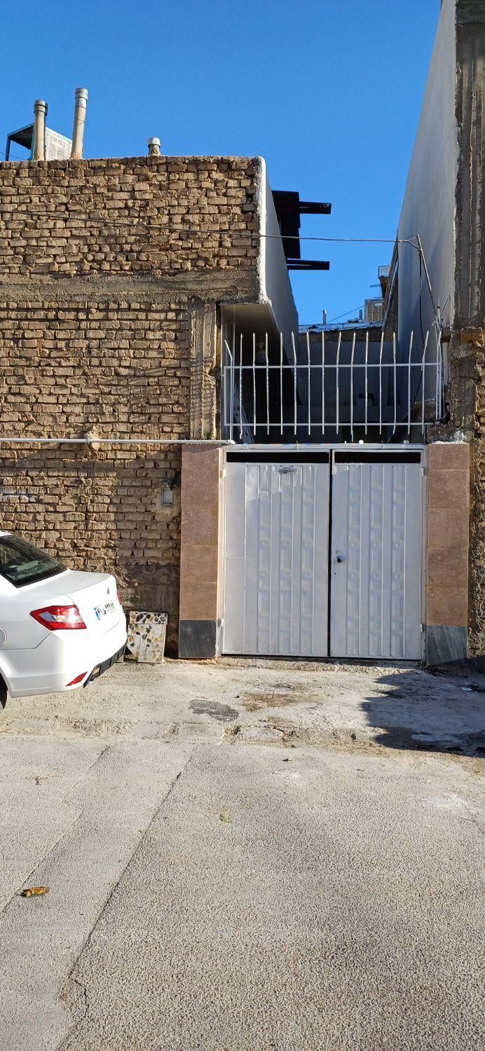 اجاره روزانه منزل مبله تمیز|اجارهٔ کوتاهمدت آپارتمان و سوئیت|شیراز, وحدت|دیوار