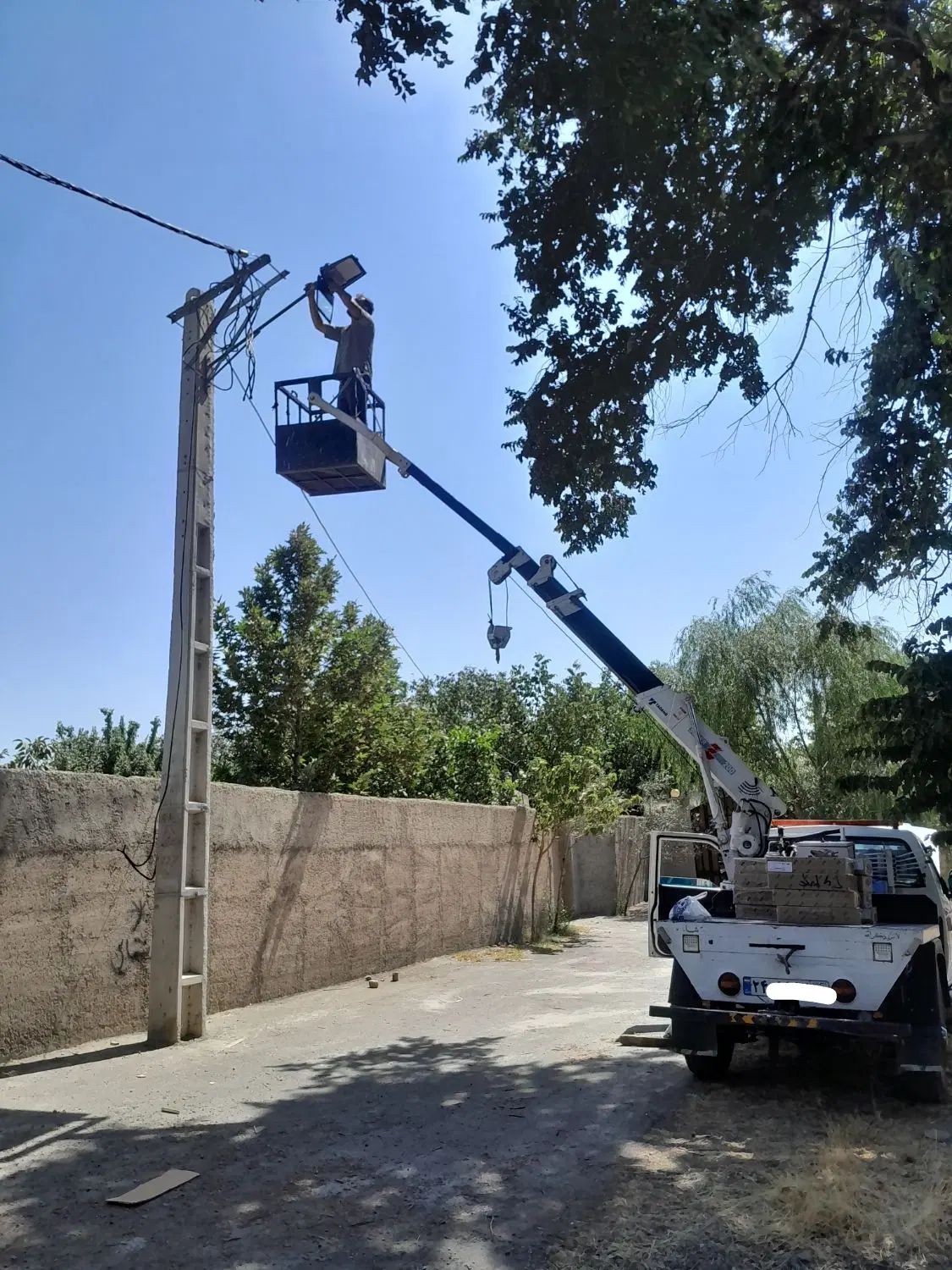 امداد.نیسان جرثقیل، یدک‌کش و خودروبر کفی البرز|خدمات حمل و نقل|کرج, شهرک رازی (حصارک)|دیوار