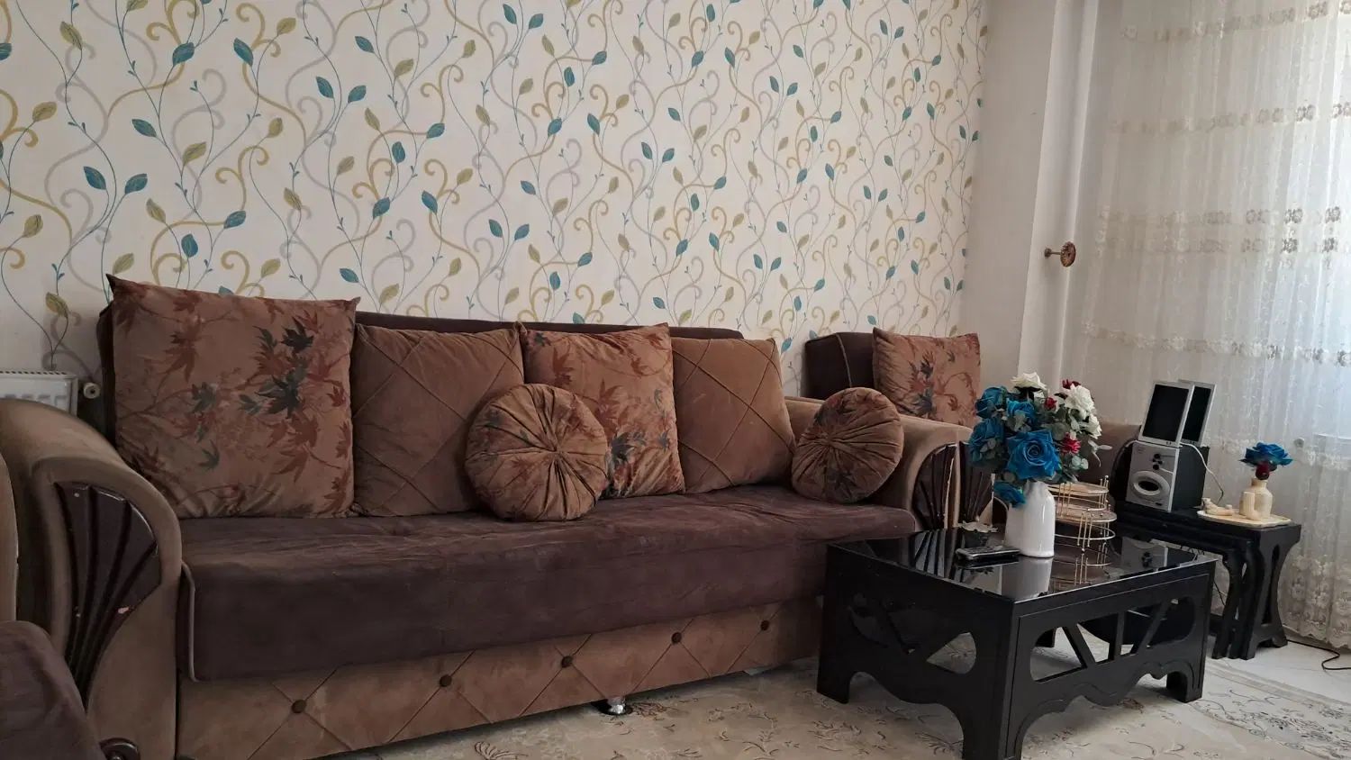 مبلا ۱۰ نفر راحتی به قیمت عالی  تخت شو هستن همشون|مبلمان خانگی و میز عسلی|اراک, |دیوار