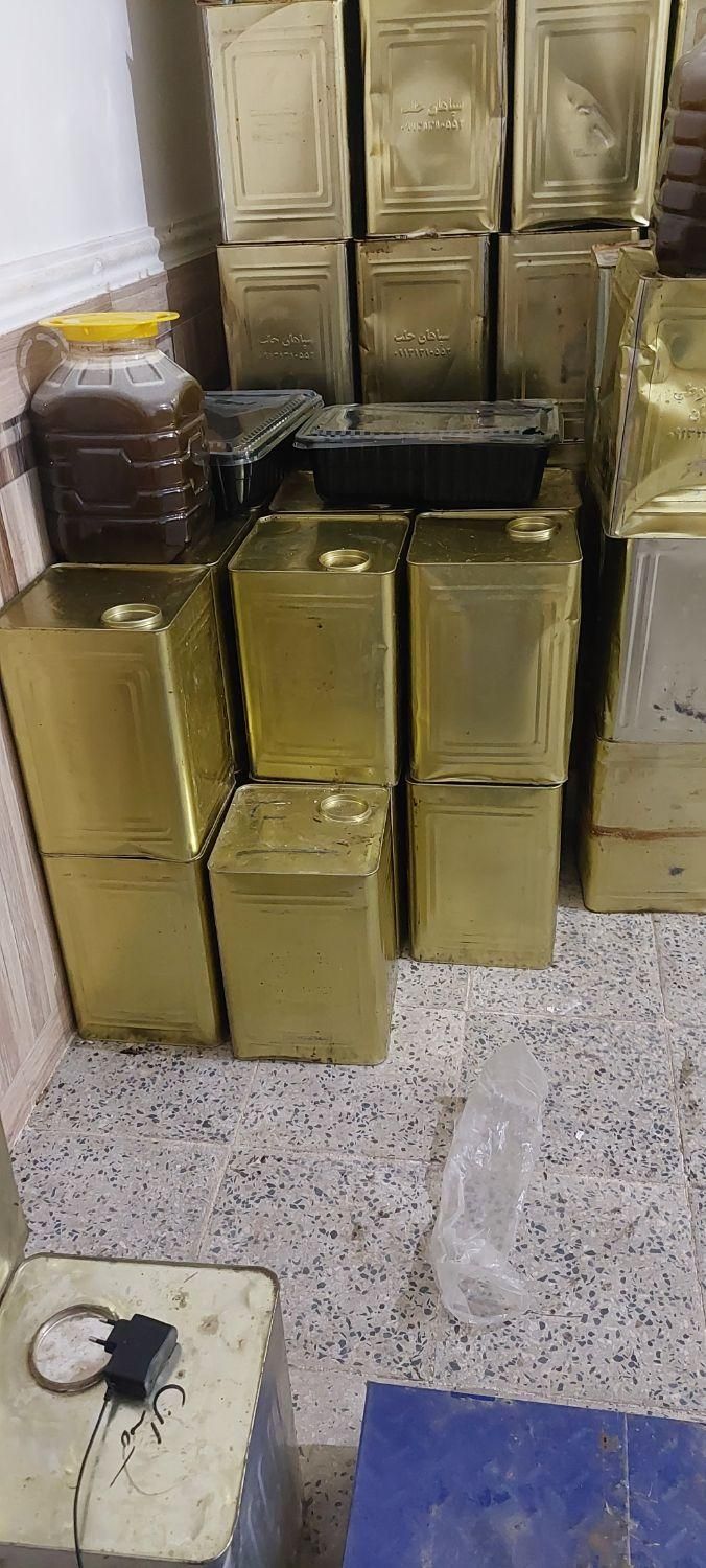 حلب عسل خالی|ظروف نگهدارنده، پلاستیکی، یک‌بارمصرف|دزفول, |دیوار