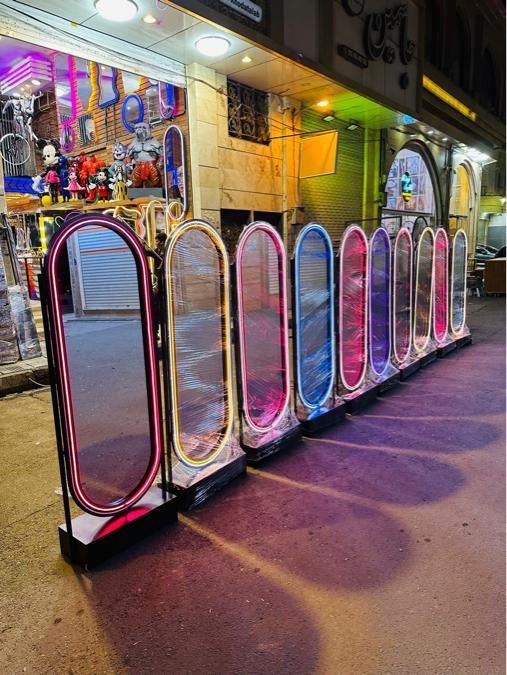 ایینه نوردار neon رگال مانکن سالن ارایشگاهی|آینه|کرج, گلشهر|دیوار