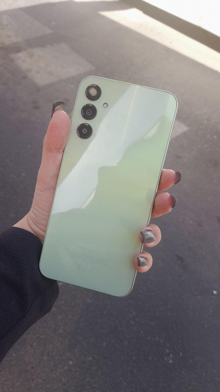 سامسونگ Galaxy A24 4G با حافظهٔ ۱۲۸ گیگابایت|موبایل|تهران, اکباتان|دیوار