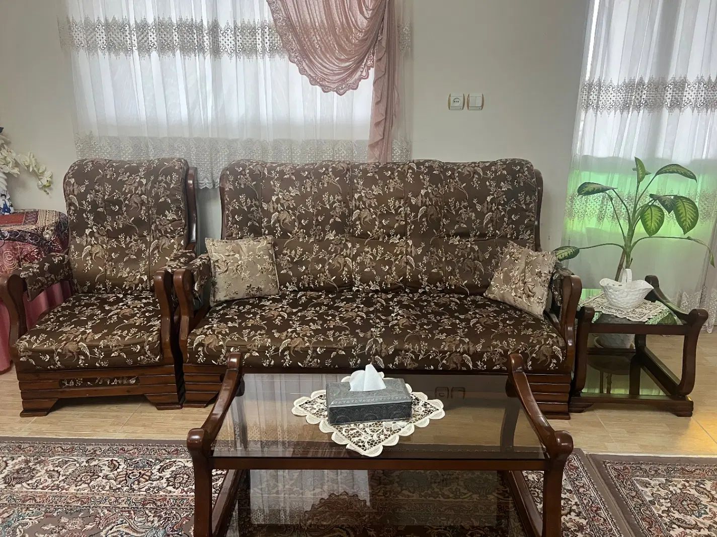 مبلمان|مبلمان خانگی و میز عسلی|رشت, پیله داربن|دیوار