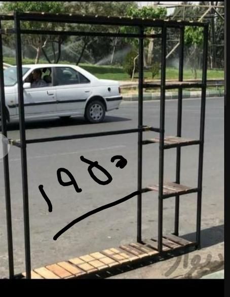 رندوم رخت قفسه رگال چوب لباسی دار|بندرخت و رخت‌آویز|قم, امامزاده ابراهیم|دیوار