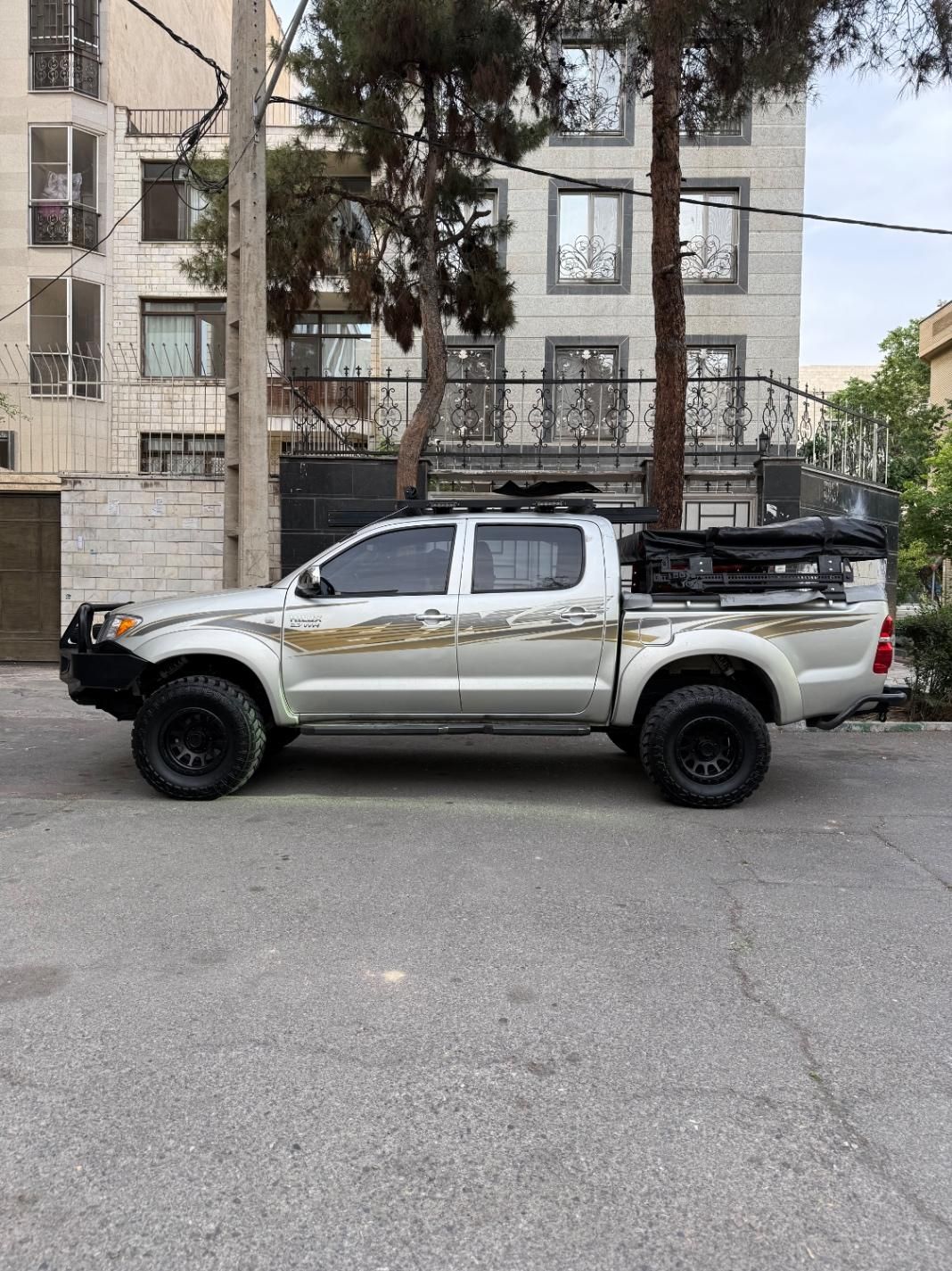 تویوتا هایلوکس دو کابین بلند دنده‌ای / ۲۰۰۸|خودرو سواری و وانت|تهران, کاشانک|دیوار