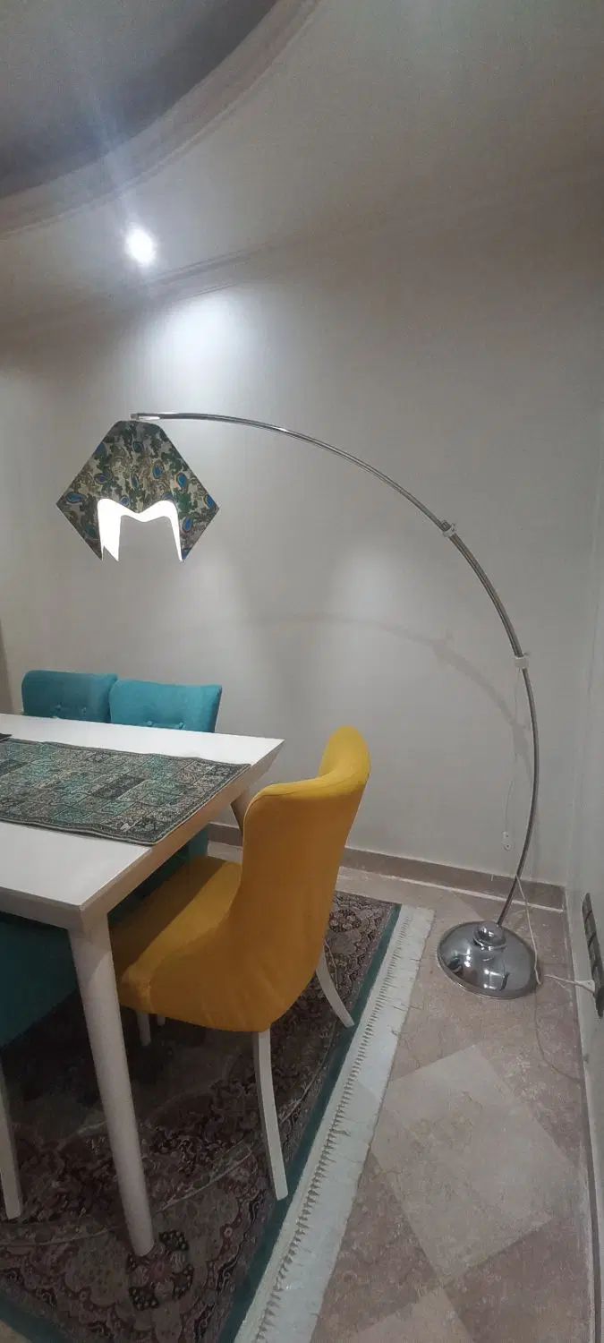 آباژور ایستاده بازویی /مناسب پذیرایی و میز غذاخوری|چراغ خواب و آباژور|تهران, پونک|دیوار