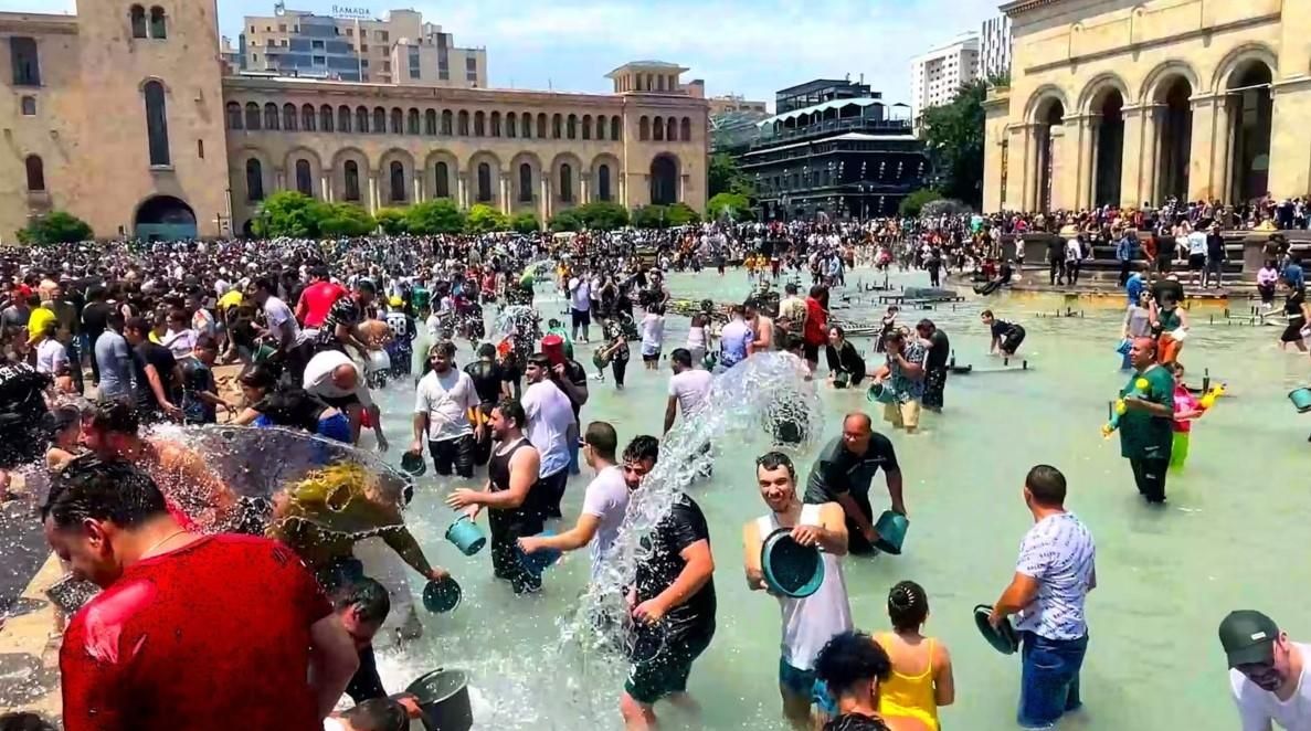 تور ارمنستان ویژه جشن آب|تور و چارتر|رشت, دباغیان|دیوار