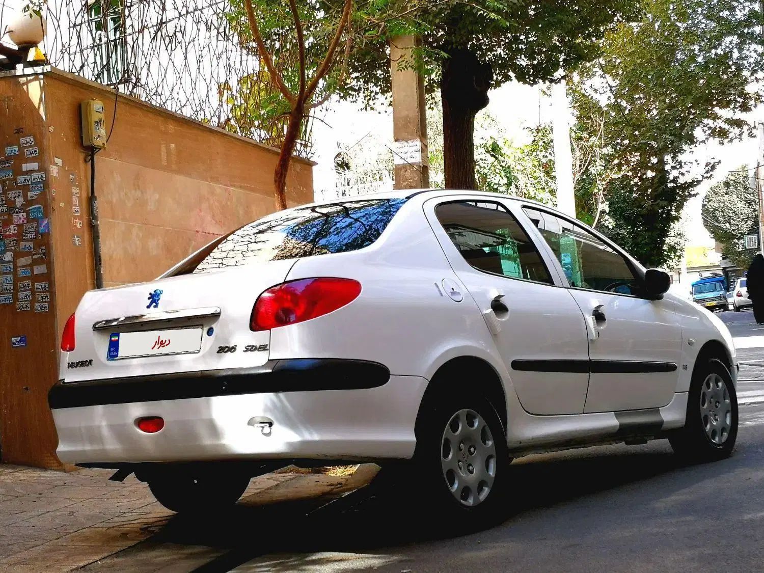 پژو 206 اس دی مدل 92 V8 موتور TU5 در در حد صفر|خودرو سواری و وانت|تهران, جیحون|دیوار