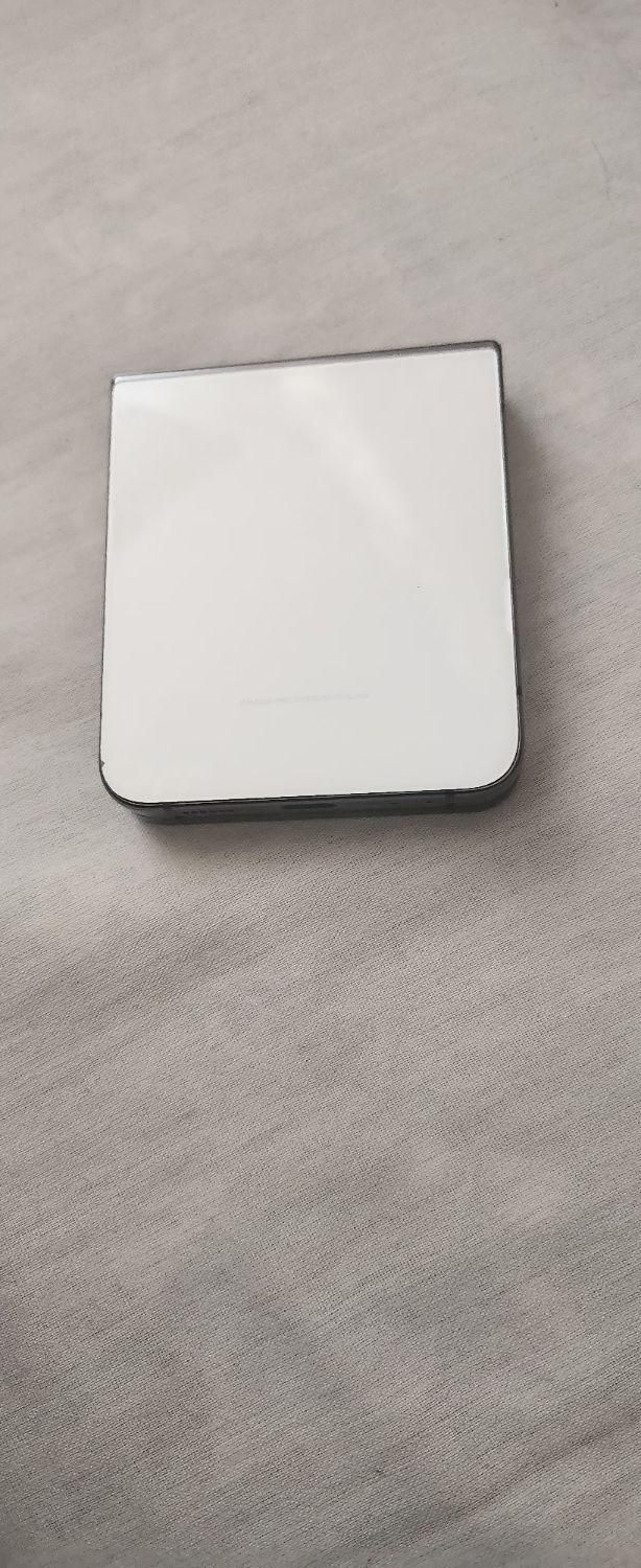سامسونگ Galaxy Z Flip4 با حافظهٔ ۲۵۶ گیگابایت|موبایل|اصفهان, بوستان آینه خانه|دیوار