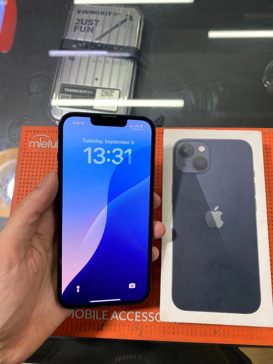 Iphone 13 normal 256g ایفون ۱۳ نرمال ۲۵۶گیگ|موبایل|تهران, گلستان (شهرک راه آهن)|دیوار