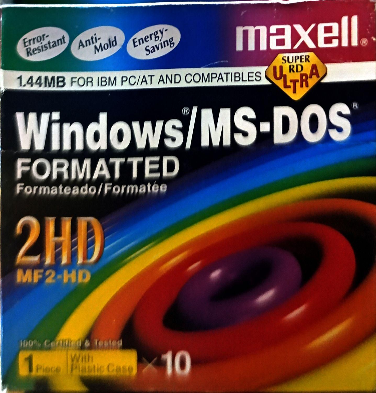 تعدادی سی دی  و فلاپی با قاب وکابل برق    وفن|قطعات و لوازم جانبی رایانه|ملایر, |دیوار