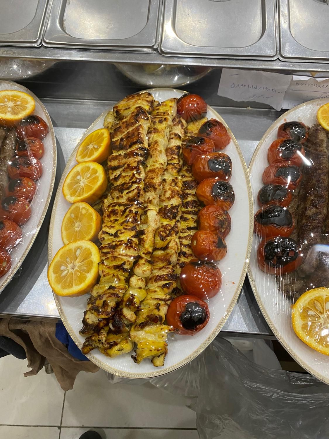 سالن کار گارسون اشپز|استخدام خدمات فروشگاه و رستوران|تاکستان, |دیوار