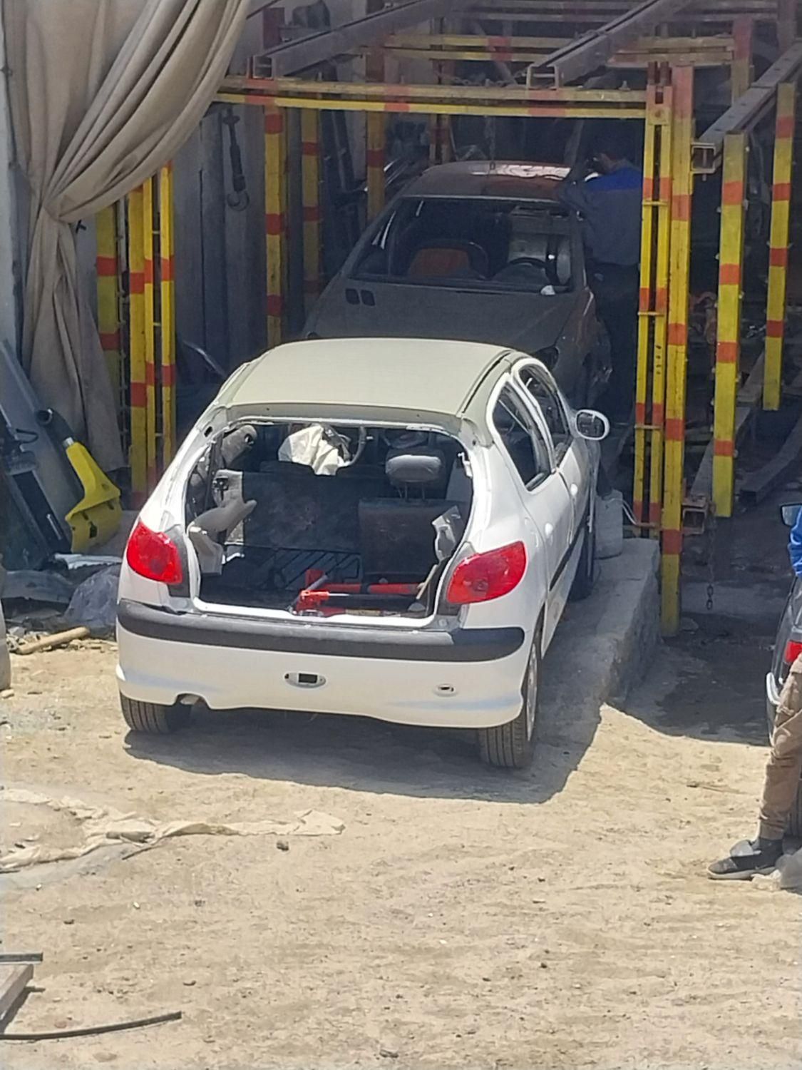 صافکاری pbr ولیسه گیری نقاشی مدرن|خدمات موتور و ماشین|بومهن, |دیوار