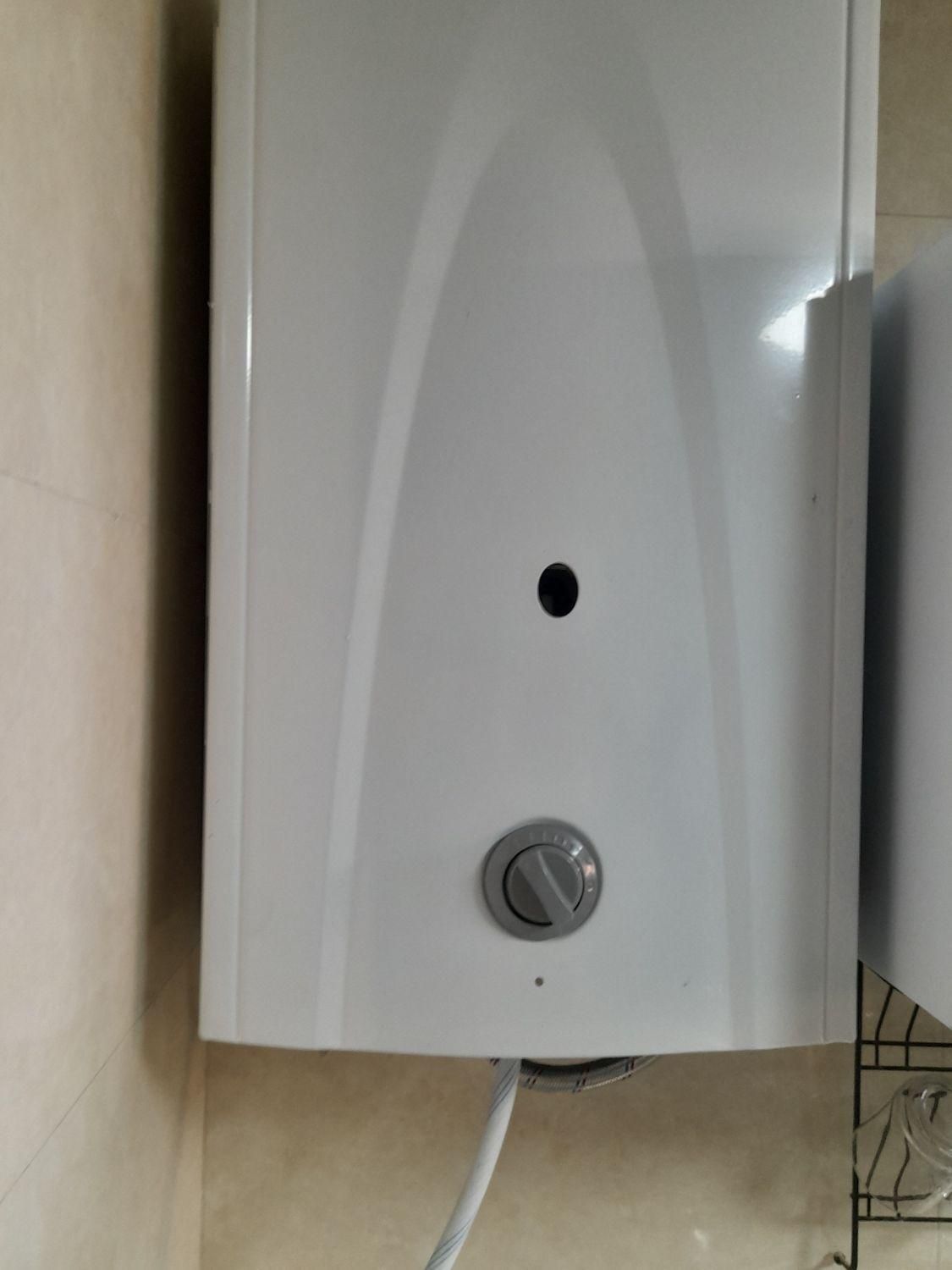 تاسیسات ساختمانی لوله کشی گرم وسرد نامور|خدمات پیشه و مهارت|اسفراین, |دیوار