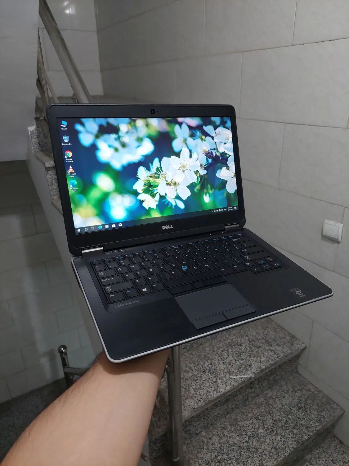 لپ‌تاپ Dell i7 سوپر‌اسلیم باریک و سبک درحد نو تمیز|رایانه همراه|تهران, مینای جنوبی|دیوار