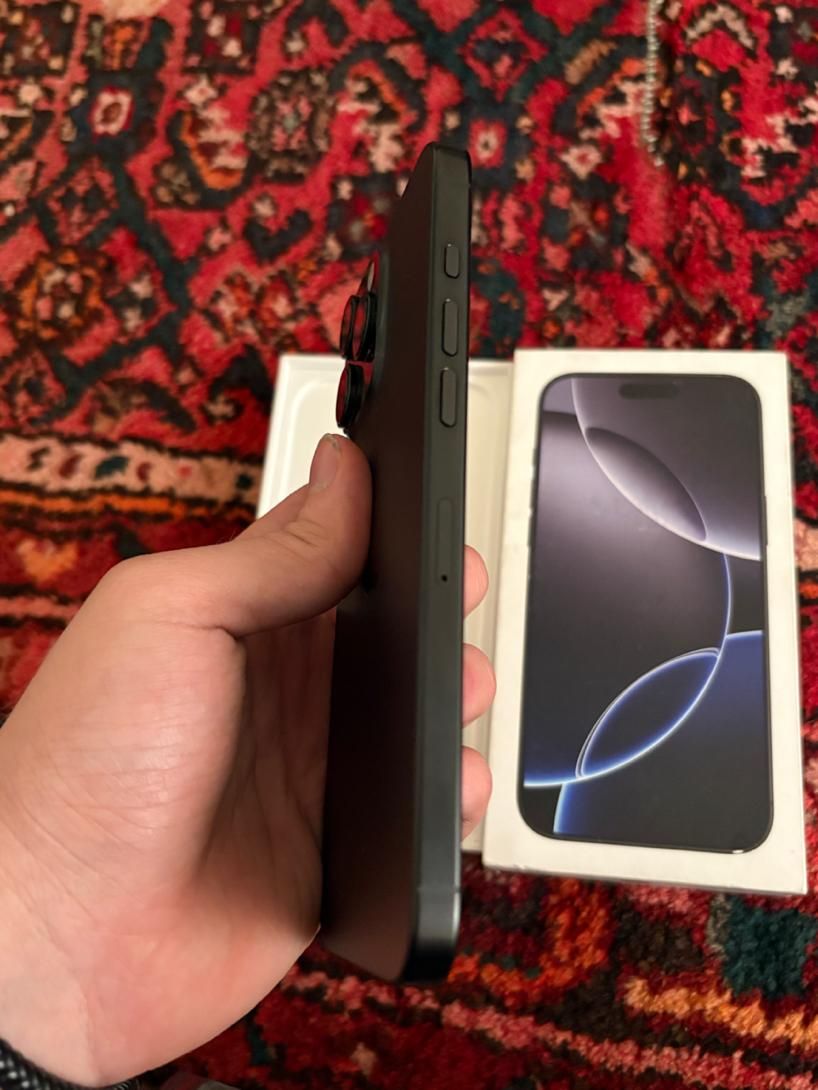 اپل iPhone 16 Pro Max با حافظهٔ ۲۵۶ ریجستر شده|موبایل|همدان, |دیوار
