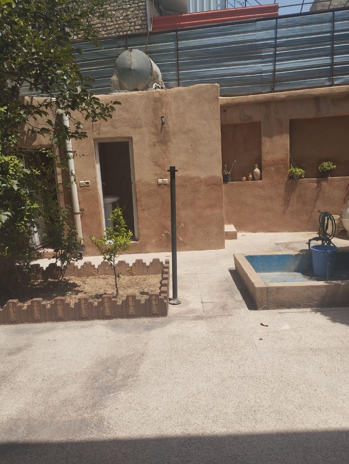 خانه مسافر خیابان استانه|اجارهٔ کوتاهمدت آپارتمان و سوئیت|شیراز, بالا کفت|دیوار