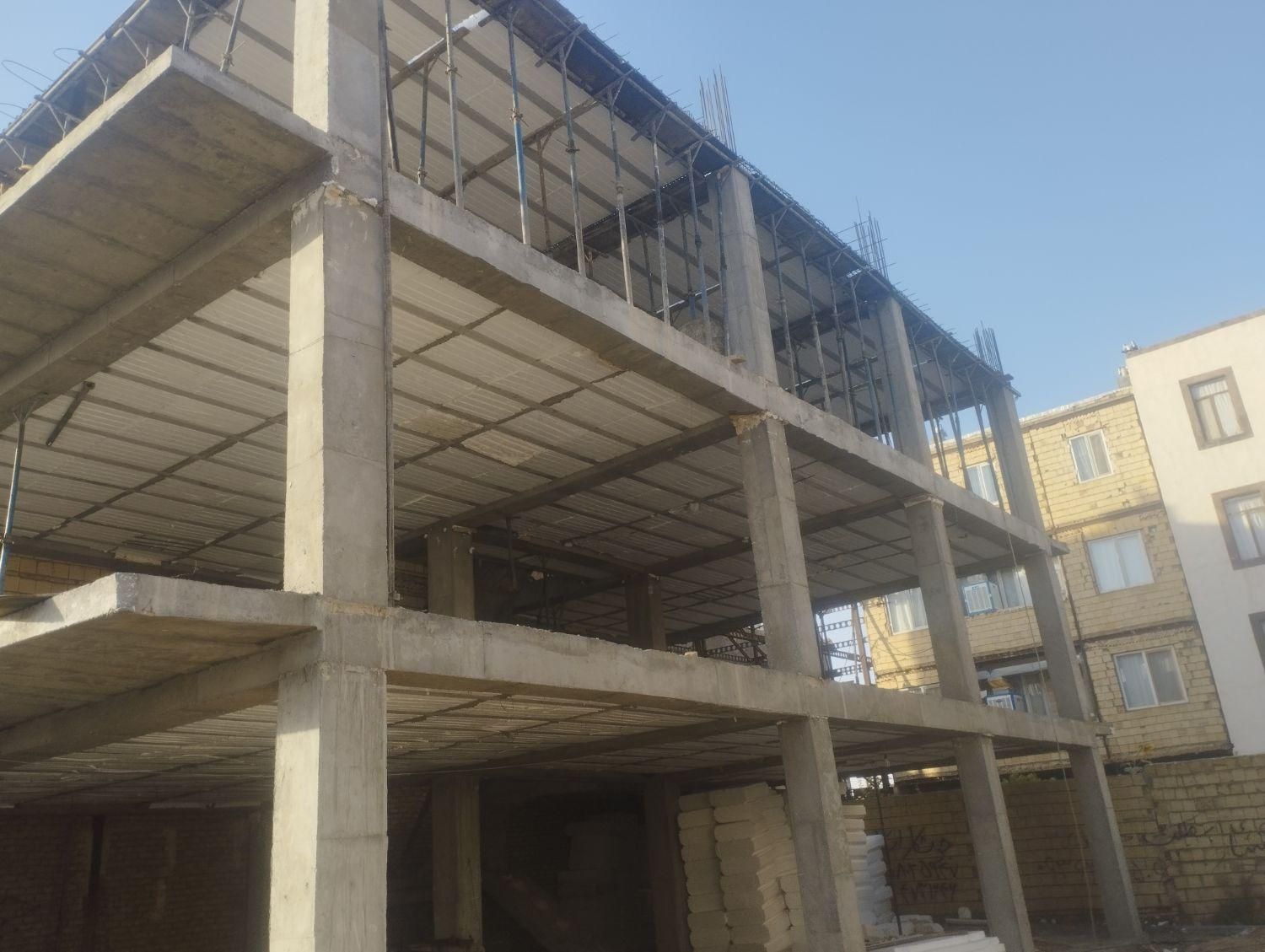 ارماتوبندوقالبند|استخدام معماری، عمران و ساختمانی|ملک‌آباد, |دیوار