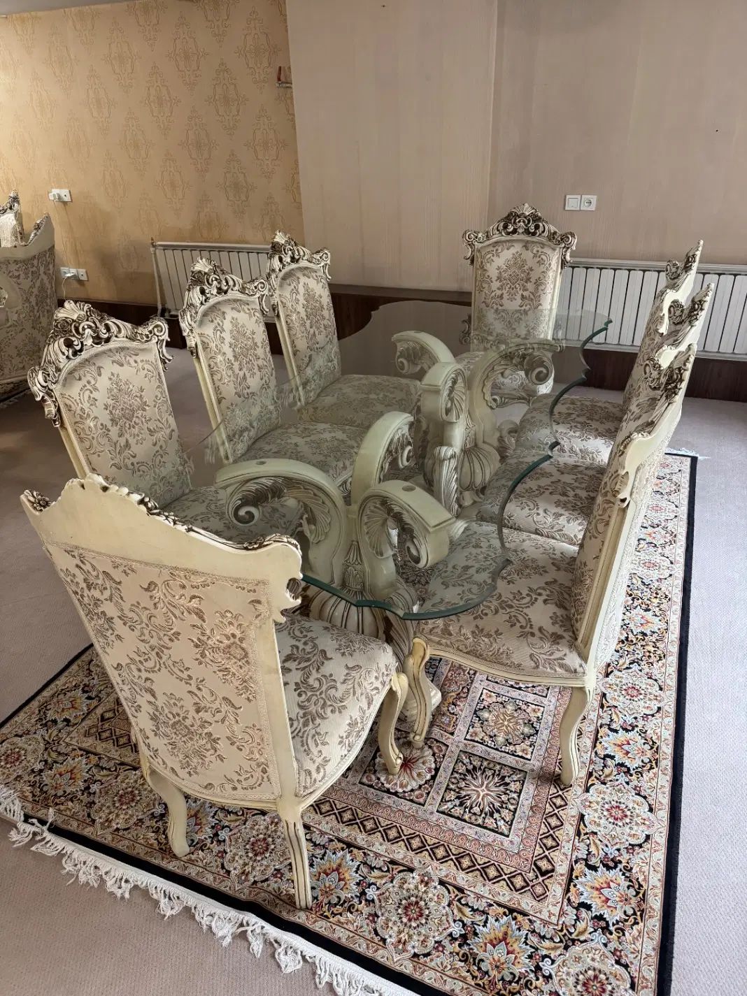ست کامل مبل سلطنتی ۹ نفره + میز غذاخوری ۸ نفره|مبلمان خانگی و میز عسلی|تهران, گلستان (شهرک راه آهن)|دیوار