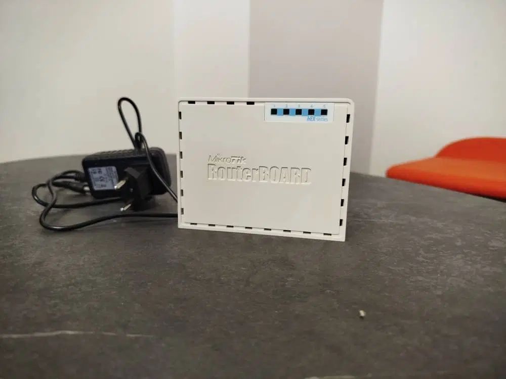 تلفن سیسکو روتر میکروتیک سرور ایزابل شبکه ویپ VoIP|مودم و تجهیزات شبکه|تهران, فلسطین (میدان انقلاب)|دیوار