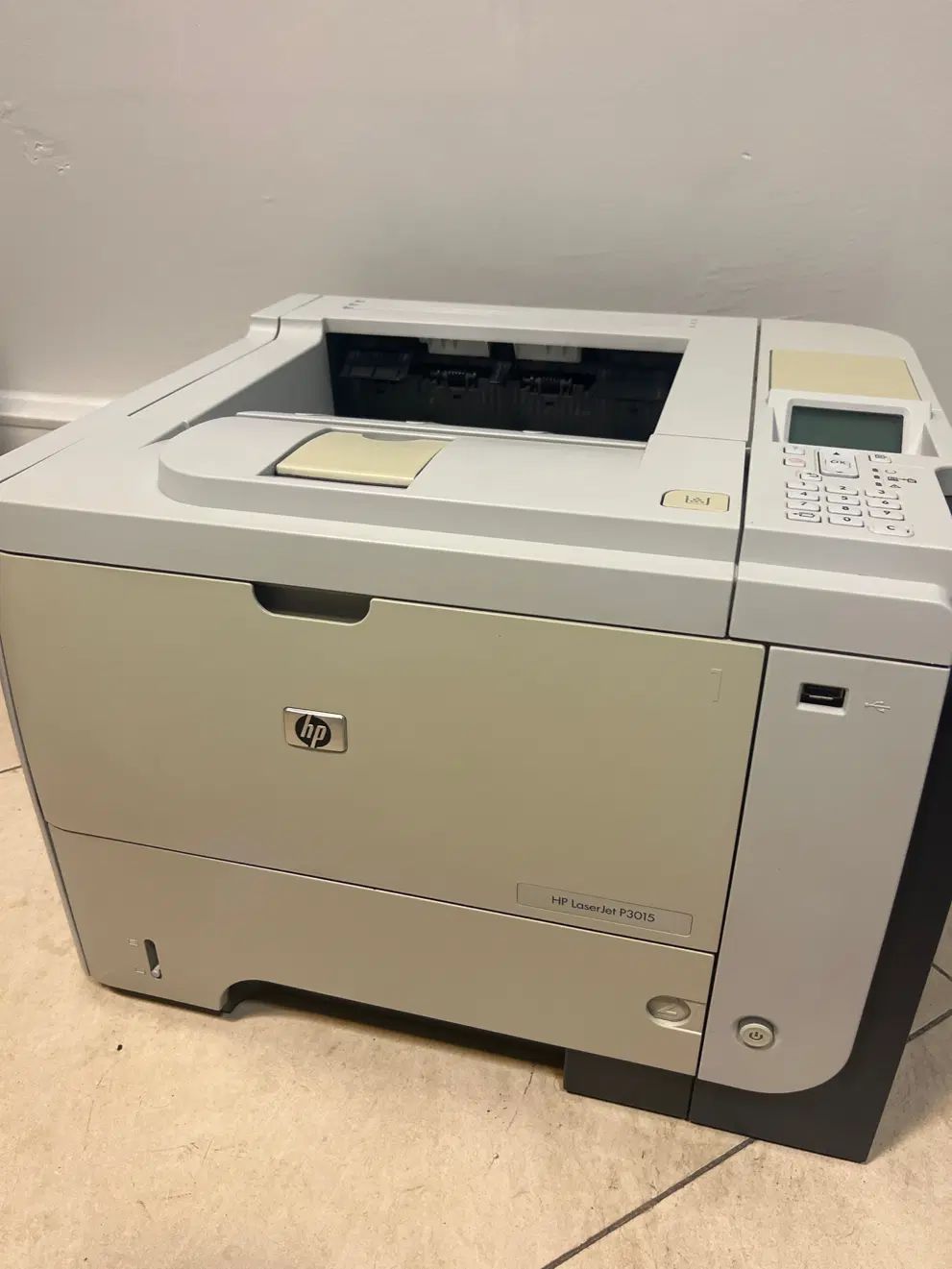 پرینتر اچ پی hp 3015 برق ۲۲۰|پرینتر، اسکنر، کپی، فکس|تهران, ونک|دیوار