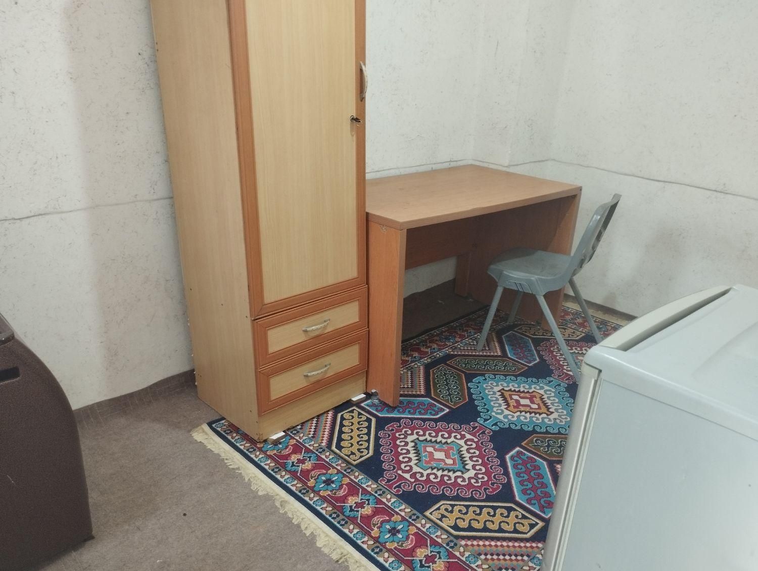 خوابگاه دخترانه بهار|اجارهٔ کوتاه‌مدت آپارتمان و سوئیت|شیراز, زند|دیوار