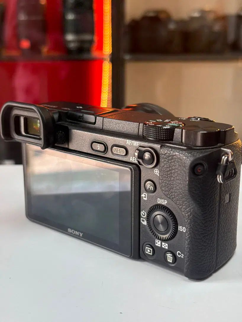 Sony a6400+16-50 بسیار سالم|دوربین عکاسی و فیلم‌برداری|تهران, آبشار تهران (دریاچه)|دیوار