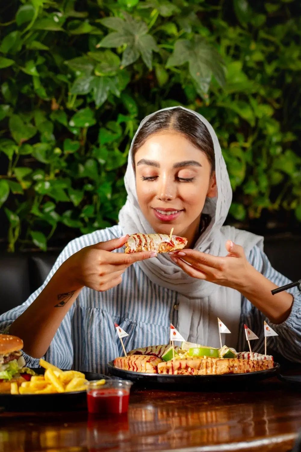استخدام جان اسنک خوراسگان|استخدام خدمات فروشگاه و رستوران|اصفهان, کنگاز|دیوار