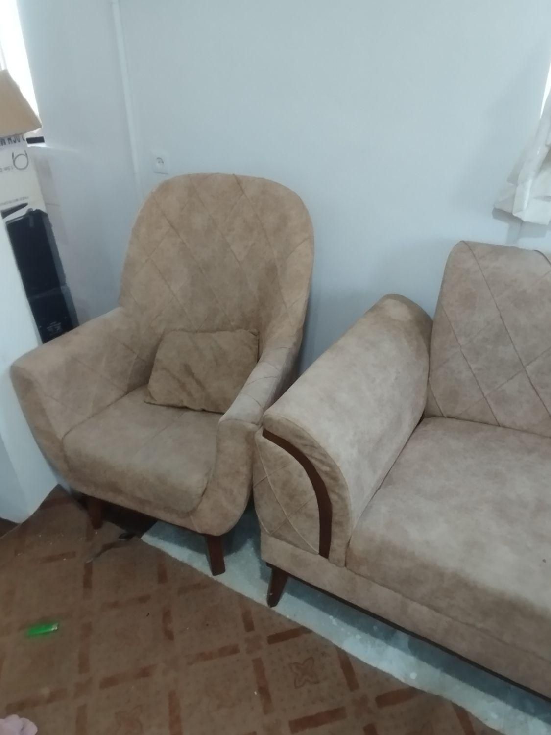 مبلمان ۷نفره راحتی|مبلمان خانگی و میز عسلی|گلستان (تهران), |دیوار