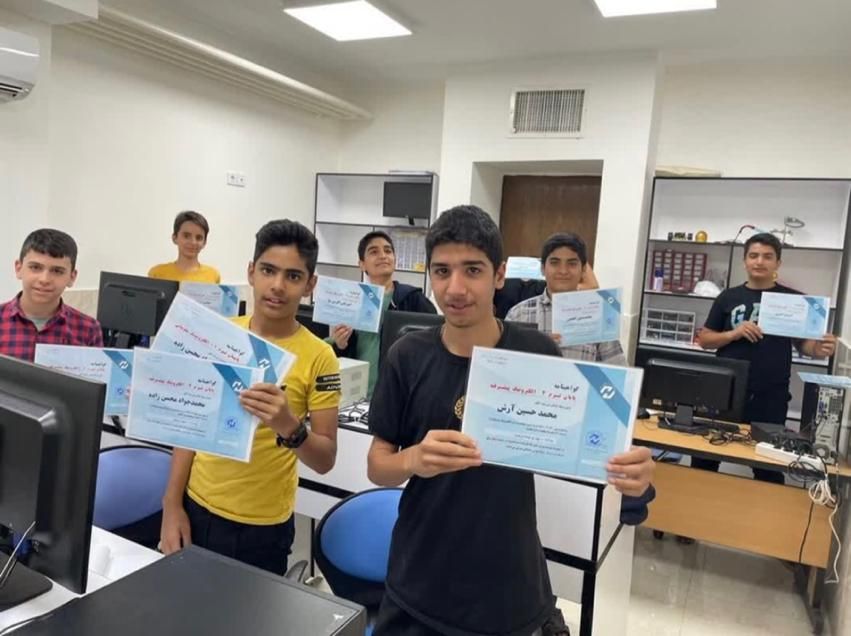 آموزش برنامه نویسی حرفه ای و تضمینی|خدمات آموزشی|یزد, |دیوار