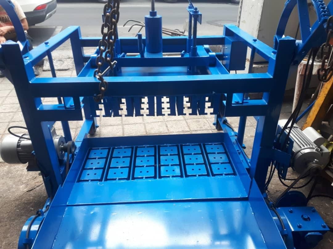 بلوک زن جدول زن دستی وهیدرولیک|ماشین‌آلات صنعتی|پاکدشت, خاتون آباد|دیوار