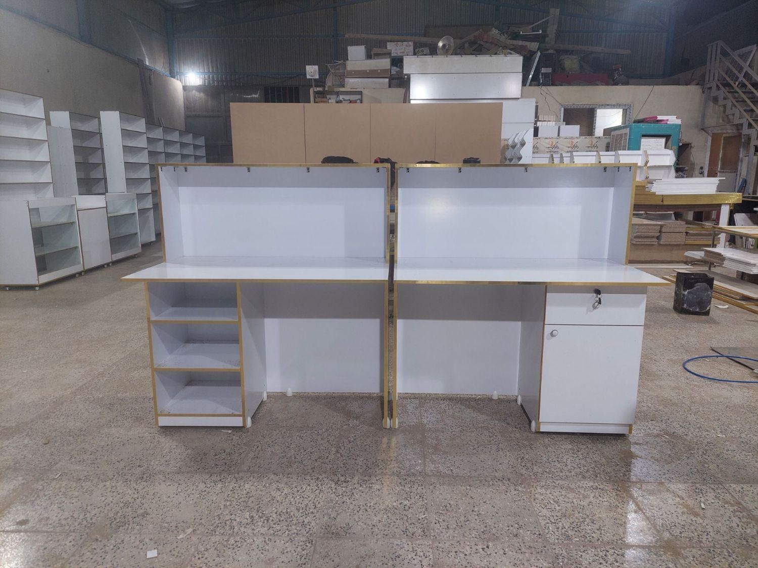 میز کانتر مدل کج و صاف دخل میز مدیریت مغازه|فروشگاه و مغازه|اصفهان, گورت|دیوار